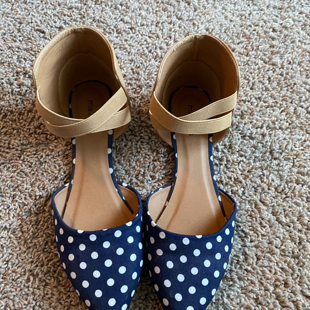 Navy polka dot flats